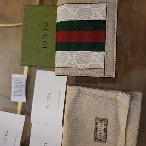 Authentic Gucci Ophidia Card Case. - Picture 4 of 11